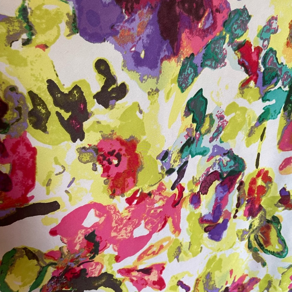 Super cute print ruffle 3x top